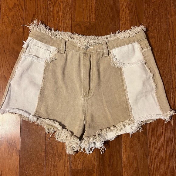 Shein color block cream and brown denim shorts - Picture 1 of 3
